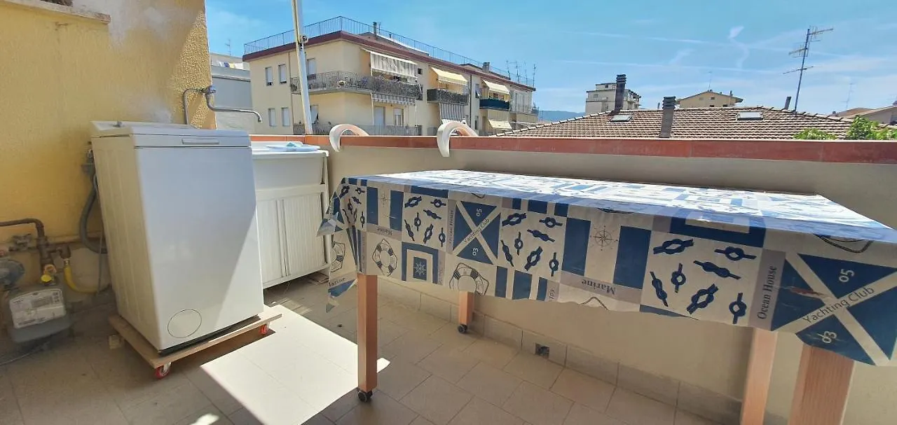 Casa Mare Berny Apartment Follonica 0*,  Italy